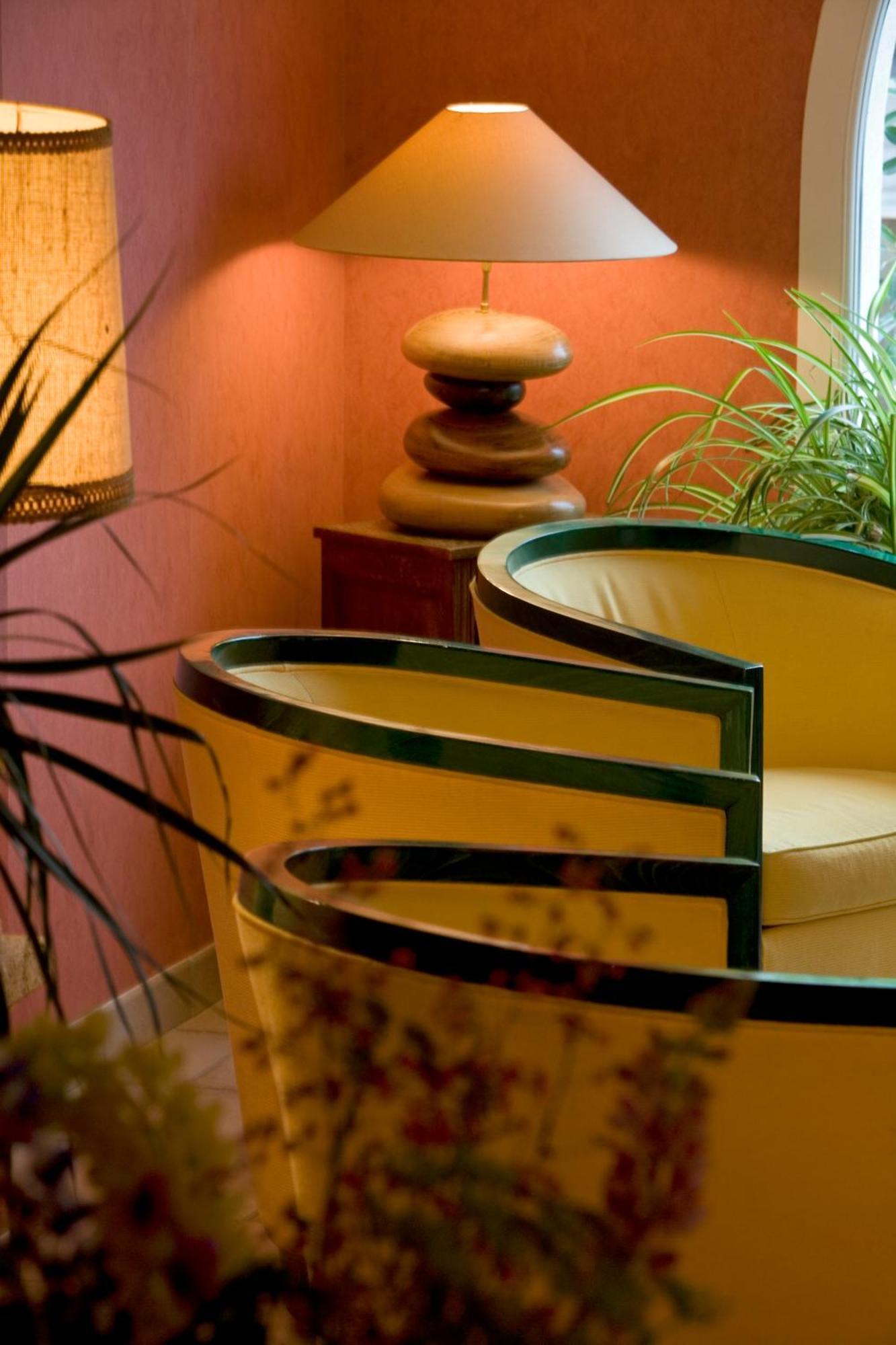 Logis Hotel Spa Restaurant Le Provence Lanarce Zewnętrze zdjęcie