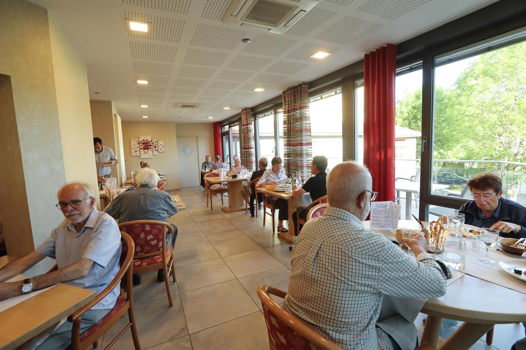 Logis Hotel Spa Restaurant Le Provence Lanarce Zewnętrze zdjęcie